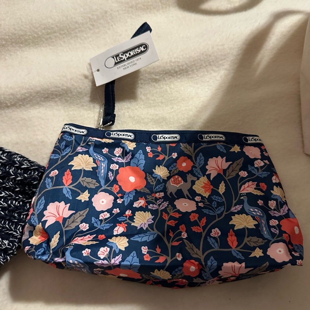 LeSportsac Floral cosmetic pouch.